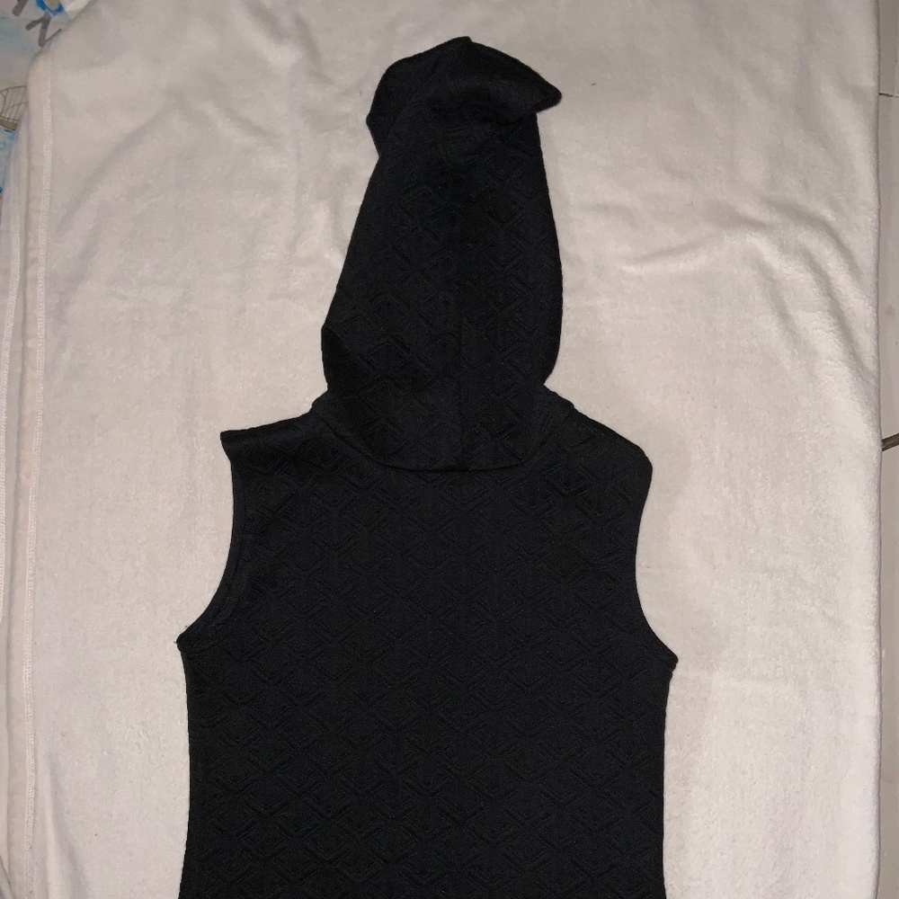 Shrine sleeveless hooded top